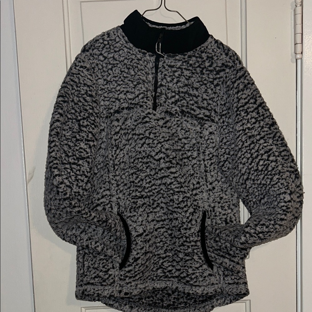 Wonder Nation Black and Gray Kids Pullover